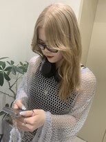 ジーナ 福岡天神(Zina) ホワイトミルクティー