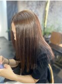大人可愛い透明感立体感グレージュ×エアストレート
