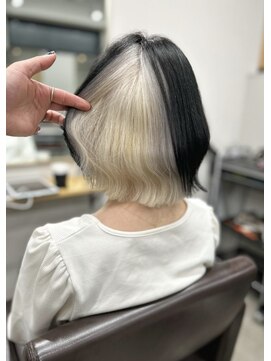 ブリーチインナーカラーホワイトグレージュツートンカラー横浜駅