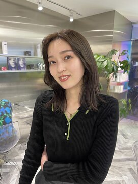 ゼスト 八王子店(ZEST) 韓国風くびれオリーブカラー