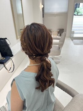 モカラ バイ レーコ(mokara by REKO) お呼ばれヘア