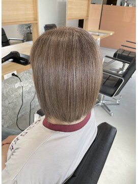 リブ(LIV) 脱白髪染め/グレージュ/髪質改善トリートメント