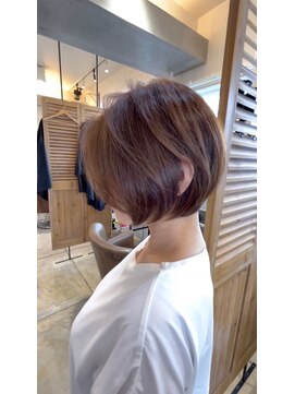 ボタニカル(BOTANICAL) 大人ショートひし形ブラウンベージュカラー小顔シルエット
