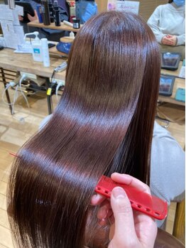 ヒトヒト(hitoHito)の写真/【艶やかに染め上げる】カラーバリエーション豊富♪近頃気になりだした白髪のお悩みも是非ご相談ください◎