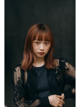レ セゾン(Les Saisons) 大人可愛いストレートミディアム柔らかい質感のツヤ髪スタイル