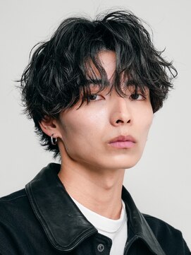 フィフス トウキョウ (fifth TOKYO) 渋谷ルーズパーマメンズカットセンターパートウルフ30代