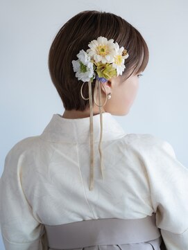 ヘアーサロン ラフリジー(Loufreasy) ショートヘア卒業式袴タイトヘアアレンジ 成人式振袖 卒園式教員