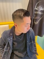 エルエフェ(EL JEFE)&nbsp;スキンフェード×パートスタイル［東中野］［落合］［バーバー］