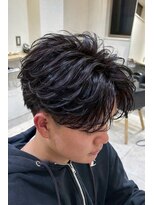 アイトーキョープラスシー 横浜(AI TOKYO+Sea)&nbsp;MEN’S横浜/センターパート/フェザーパーマ/毛流れパーマ/高島町