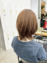テラス トヨタ(Telasu Toyota)&nbsp;外ハネくびれレイヤーボブカットとアッシュベージュカラー◎