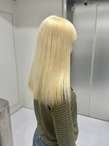 ギア(GEAR.) 【三ノ宮で叶う♪】抜きっぱなし色落ちなしのブロンドヘア!!
