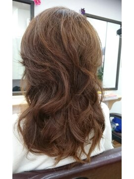 ヘアサロン シュシュ(Hair salon Chou chou) セミロングレイヤー