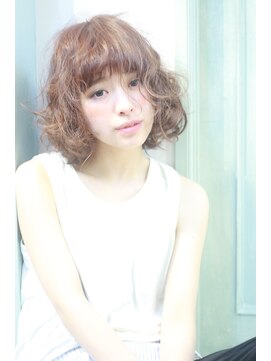 ソア 武蔵小杉(SOAR) 小顔大人かわいいハンサムオレンジウェーブショートの黒髪ボブ