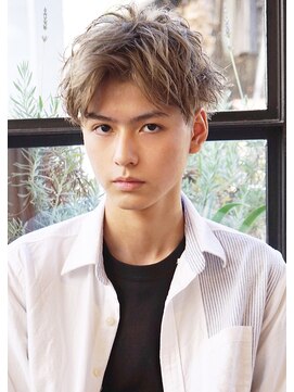 アグ ヘアー フィズ 野々市店(Agu hair fizz) ハイトーンフェザーマッシュ