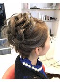 《R＋》ヘアアレンジ☆アップスタイルロングヘア