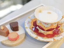 メニューは２０種類以上◎こだわりのドリンク&スイーツサービス