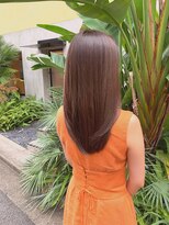 マウナ(Mauna)&nbsp;扱いやすいローレイヤー&艶髪プラチナブラウン