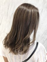 リー 京橋(Lee) ハイライトフォギーベージュ×アディクシーカラー