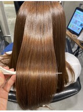 ハナワ エビス トウキョウ ヘアーサロン(HanaWa ebisu tokyo hair salon) さらツヤ　酸熱トリートメント