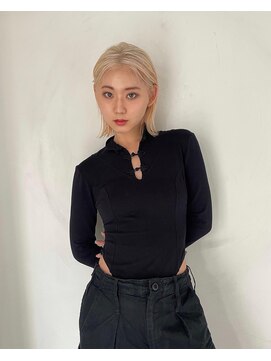 ルーム(Loom.) ブロンドボブ