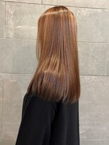 ディスコネクト(DISCO-N-NECT)&nbsp;ブラウンベージュ　髪質改善ストレート　美髪　フェミニンロング