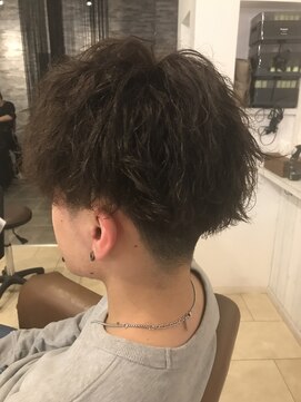 クティエ(Cuthie) ツイストパーマ