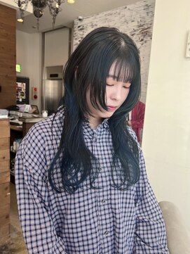 バディヘア ルーツ(BUDDY HAIR ROOTS) ロングウルフレイヤー/毛先カラー/ネイビーグリーン黒髪カラー