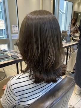 ネオリーブギンザ 銀座店(Neolive GINZA) オリーブカラー