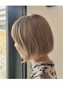 ミルクティーベージュ