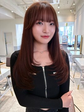 シキ(SIKI) 韓国レイヤー/ロングレイヤー/スワンレイヤー/レイヤーカット