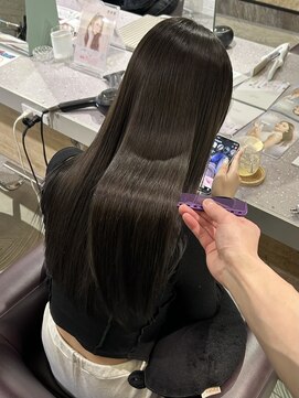 コルプラス(col +plus) グレージュカラー