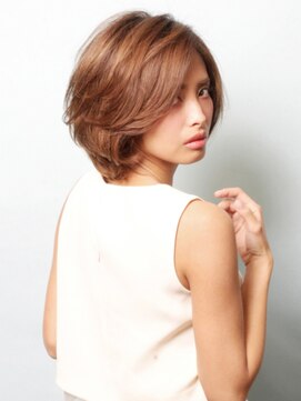 アンダートゥリー(_TREE) 大人のショート「キャメル×セクシー」【表参道】