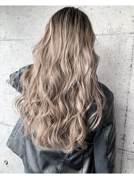 バーチョ(bacio) 【bacio】スペシャルハイライト ミルクティーベージュ 外国人風