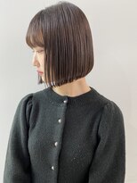 ラル 立川(lar)&nbsp;切りっぱなしボブ_オリーブベージュレイヤーカットウェットヘア