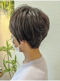 クセ毛×丸みショート/カーキベージュ/刈り上げショート