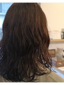 リフ(Ref.) ゆるふわミディアムパーマ