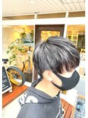 ブリーチ2回でホワイトメッシュ☆