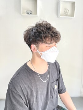 ラベスト バイ セロ 池袋メトロポリタン前(LOVEST by CERO) メンズ波巻パーマ スパイラルパーマ/ツイストパーマ/池袋