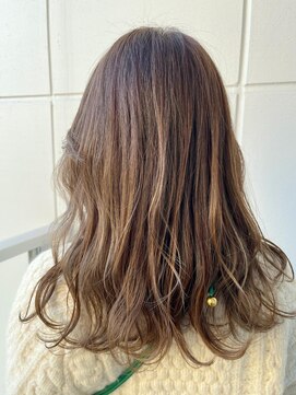 ザコーストバイネオリーブ 辻堂店(The coast by neolive) ハイライト×オリーブベージュ♪