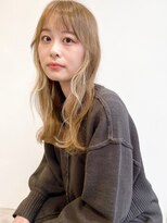 イル(ill)&nbsp;インナーカラー　ベージュカラー　ブリーチカラー