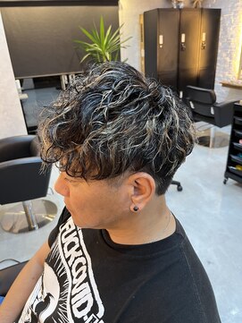 ウィローズ(WILLOW'S) ハイライトパーマ