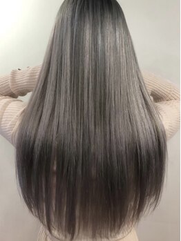 ベルグローアルファ(BELLE GROW ALPHA)の写真/【一人一人の髪質や癖に合わせた薬剤を選定】作り込み過ぎない自然なストレートが叶う♪