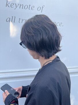 六本木美容室 白金店 メンズレイヤーボブ波巻きスパイラルパーマニュアンス
