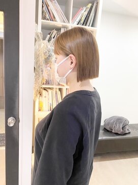 オフィーリア 【名古屋パルコ隣】髪質改善、縮毛矯正、ブリーチ、ダブルカラー