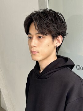 クロト(Clotho) センターパート/フェザーパーマ/波巻きツイストスパイラル