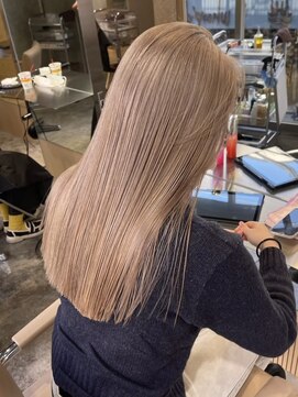 サンクマーケット 渋谷(cinq MARKET) 渋谷ミルクティーベージュハイトーンカラーヘーゼルベージュ韓国