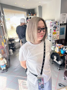 ダニーコウベ(Danny kobe) ホワイトベージュ