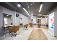 クリーブ 池袋(creeb)の雰囲気(インナーカラー/ダブルカラー/ハイライト/デザインカラー)