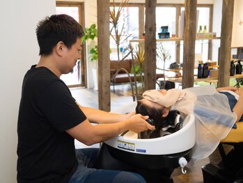 ヘアー パークス(Hair Parks)の写真/【ミニスパ付きクーポン多数取扱い◎】心も髪も癒される、贅沢なヘッドスパ体験がここに！