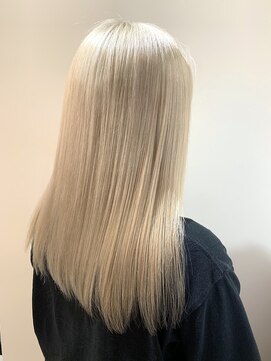 salon de MiLK 札幌大通店【サロン ド ミルク】 white blonde